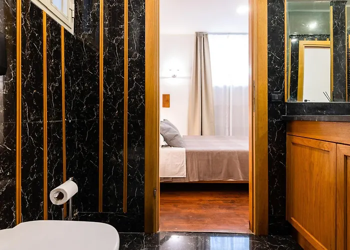 Classy & Refined Near Ada By Ndp Rent